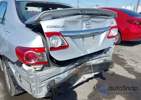 2013 Toyota Corolla Base из США, поврежденный, VIN 2T1BU4EE0DC959693